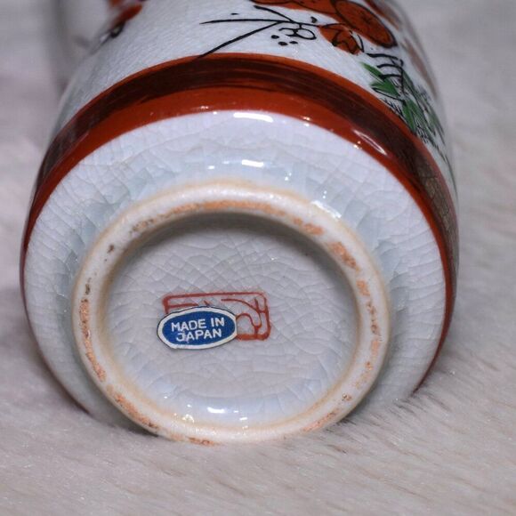 Vintage Kutani Style Hand Painted Asian Tea cups Large Sake Set - Picture 7 of 13